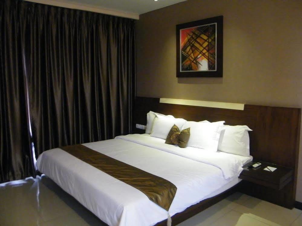 Scarlet Dago Hotel Bandung Exterior photo